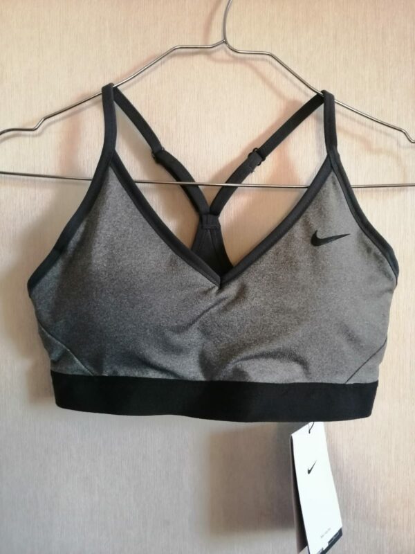 Sosten Deportivo Nike Plata - Imagen 3