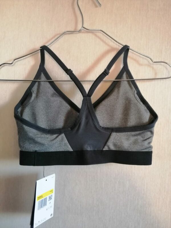 Sosten Deportivo Nike Plata - Imagen 4