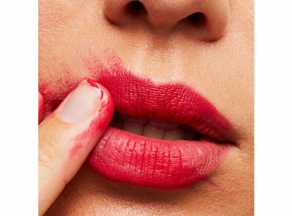 MINI LABIAL RETRO MATTE MAC TONO RELENTLESSLY RED 706 - Imagen 2