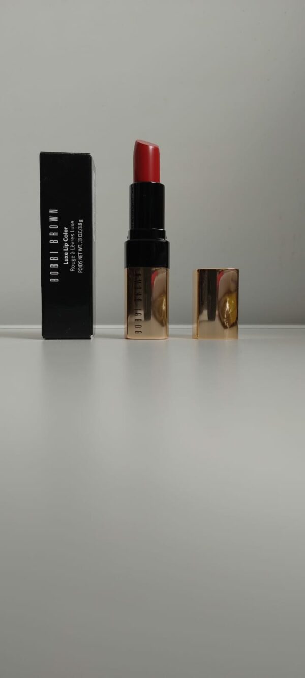 LABIAL BOBBI BROWN LUXE LIP COLOR RETRO RED 26 - Imagen 3