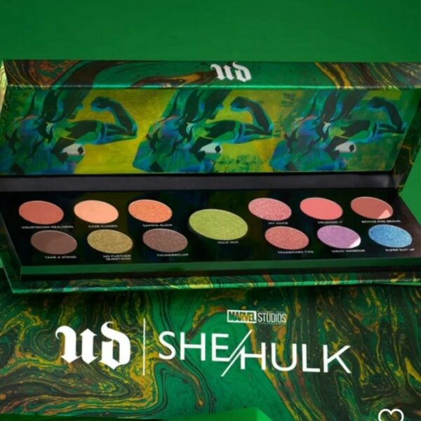 SHE-HULK PALETA UD X MARVEL STUDIOS URBAN DECAY