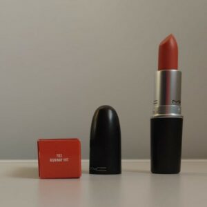 LABIAL MATTE MAC TONO RUNWAY HIT 703