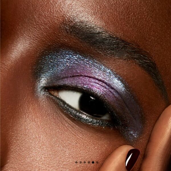 SOMBRA LIQUIDA DAZZLESHADOW MAC TONO DIAMOND CRUMBLES - Imagen 3