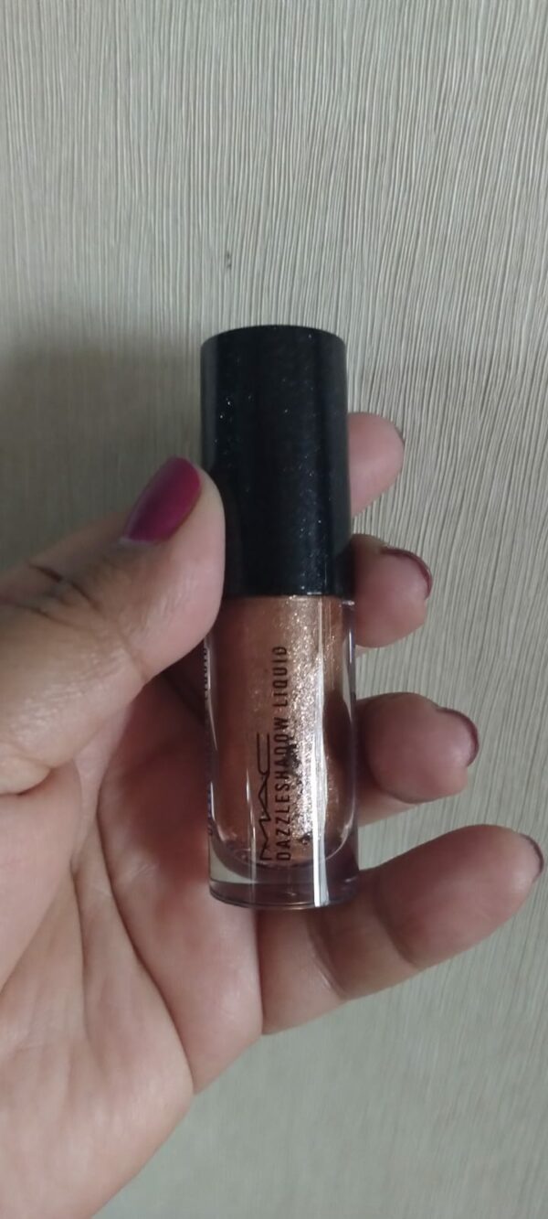 SOMBRA MAC Dazzleshadow Liquid TONO BEAM TIME - Imagen 6