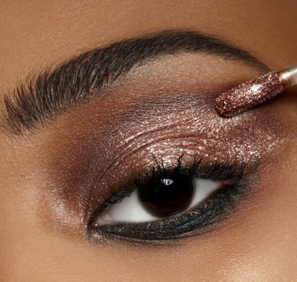 SOMBRA MAC Dazzleshadow Liquid TONO BEAM TIME - Imagen 2