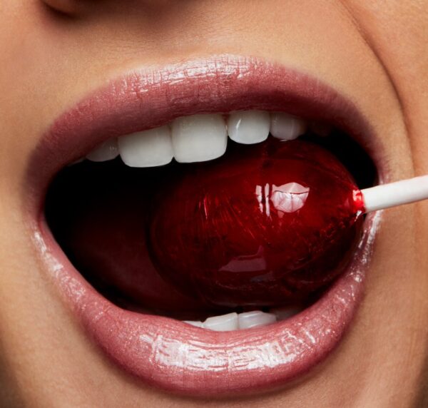 LIPGLOSS MAC TONO 343 ALL THINGS MAGICAL - Imagen 4